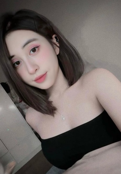 Lien, 23, from Vietnam