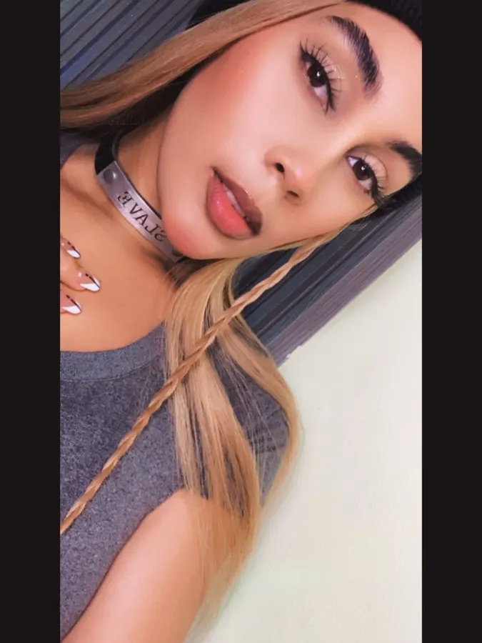 Yazz está en línea